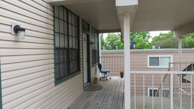 Building Photo - 2300 Leon St