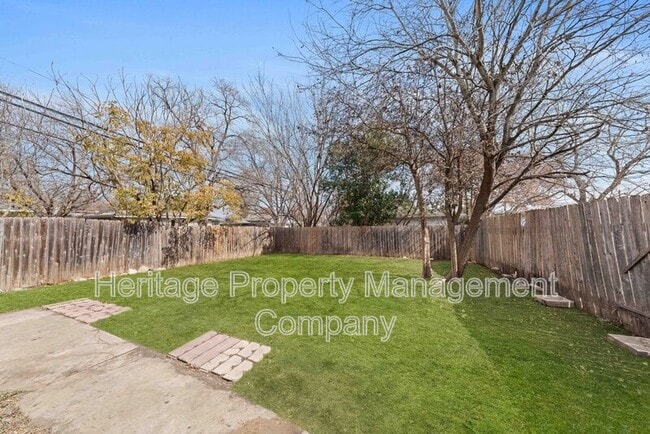 Building Photo - 801 Rittiman Rd