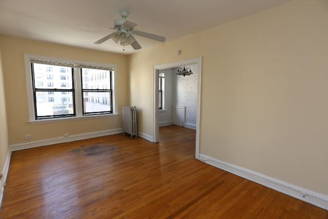 Building Photo - 1169 N Dearborn St