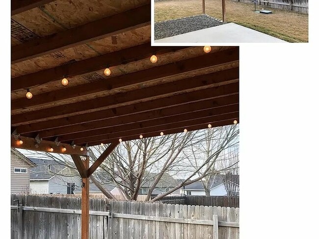 Building Photo - 16657 Frisco Ave