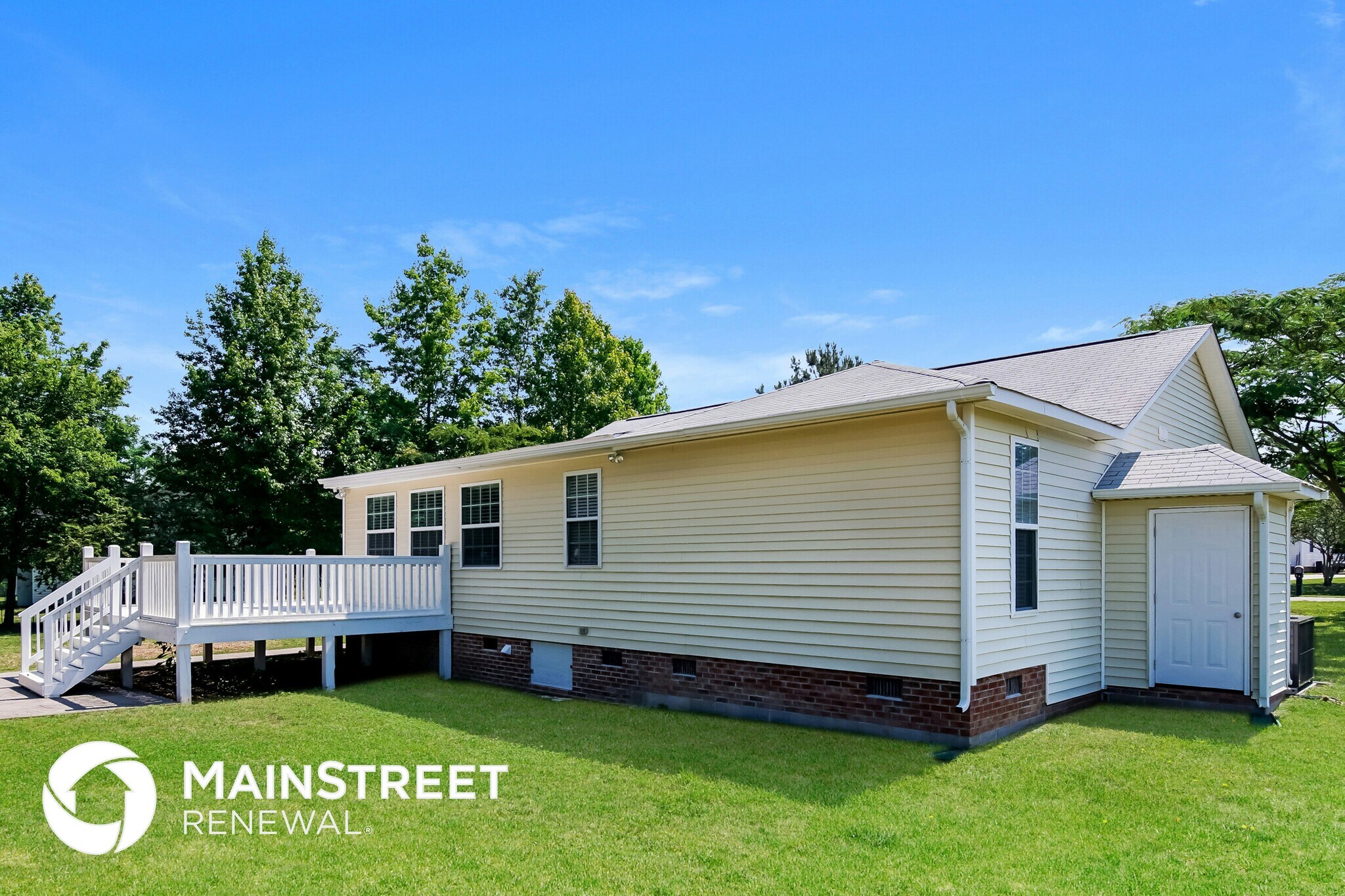 Building Photo - 639 Bullhart Dr