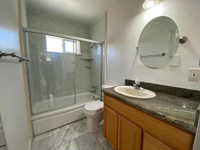 Building Photo - Fairfield, 3 bed/2 bath home $2400