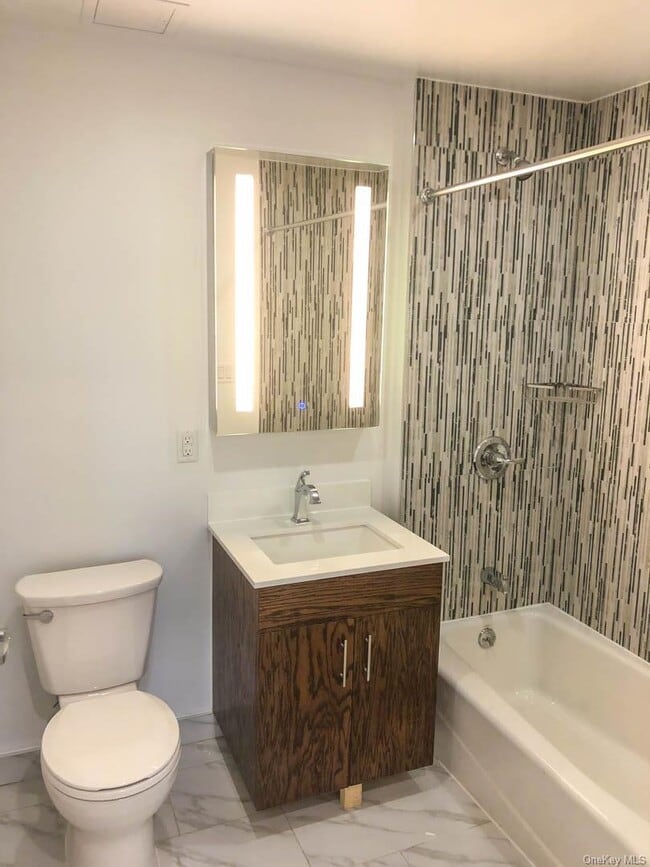 Building Photo - 84-03 Lander St