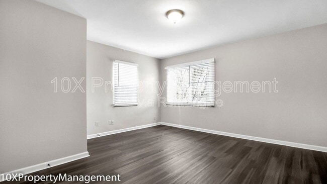 Building Photo - 2911 Sullivant Ave