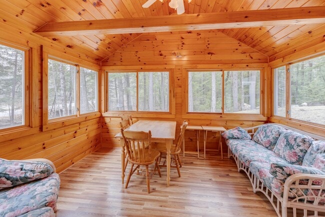 Building Photo - 43 Beachwood Rd