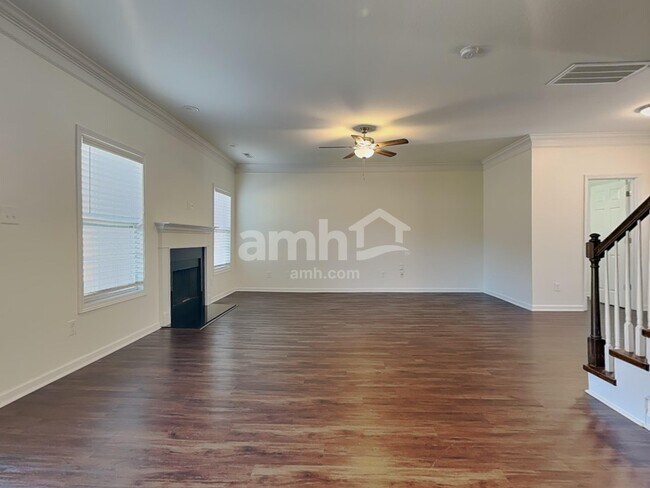 Building Photo - 8119 Cambridge Reserve Dr