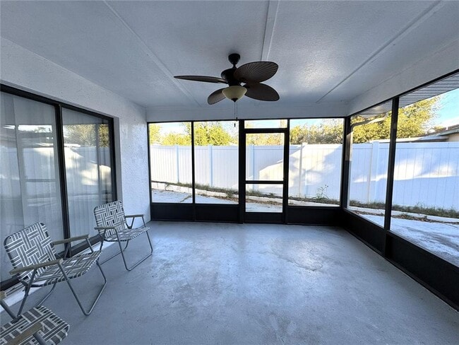 Building Photo - 1514 Poe St