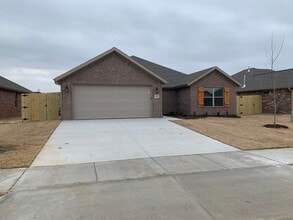 Building Photo - 301 Citation St