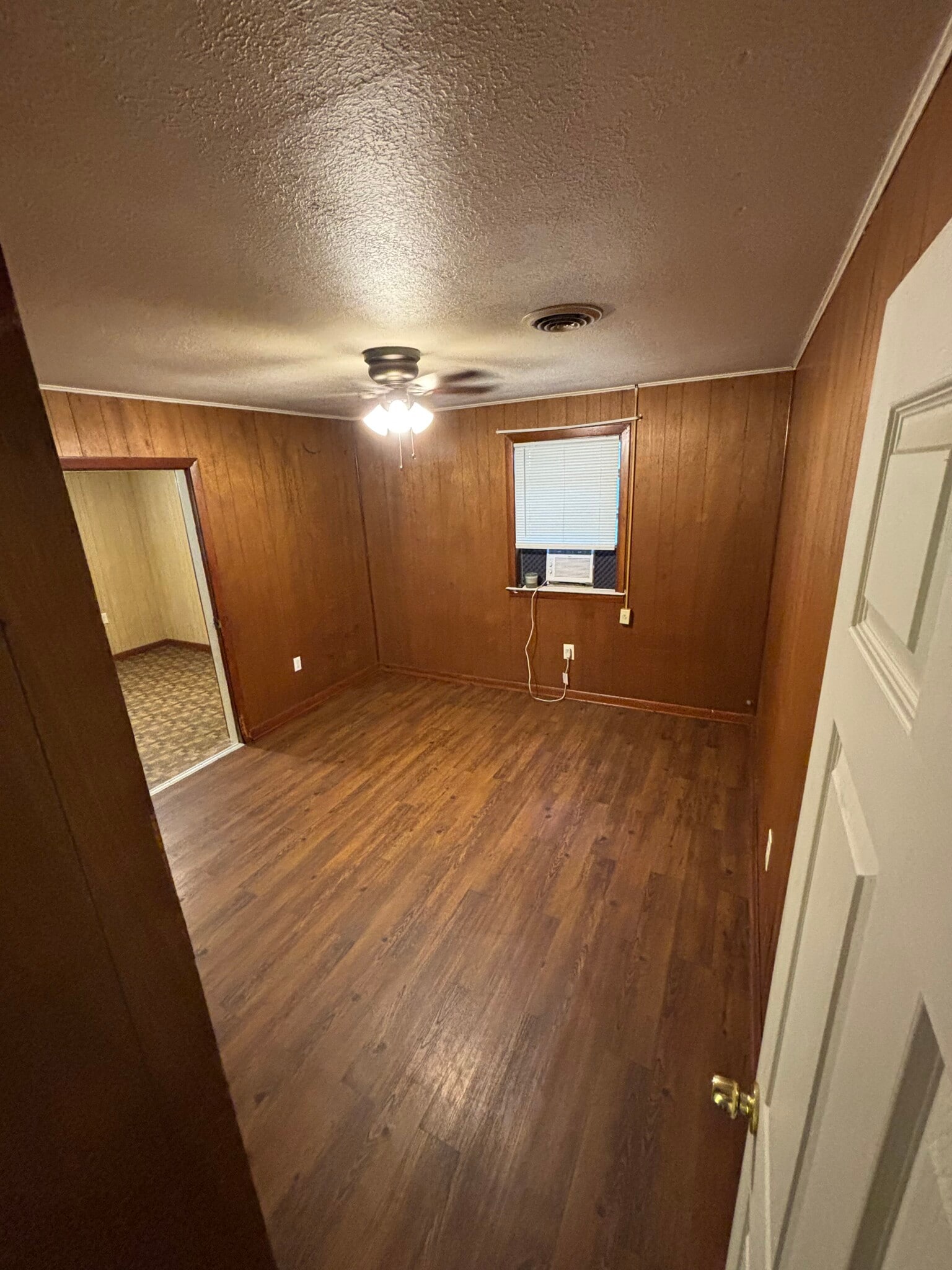 Building Photo - 17415 Sidney rd