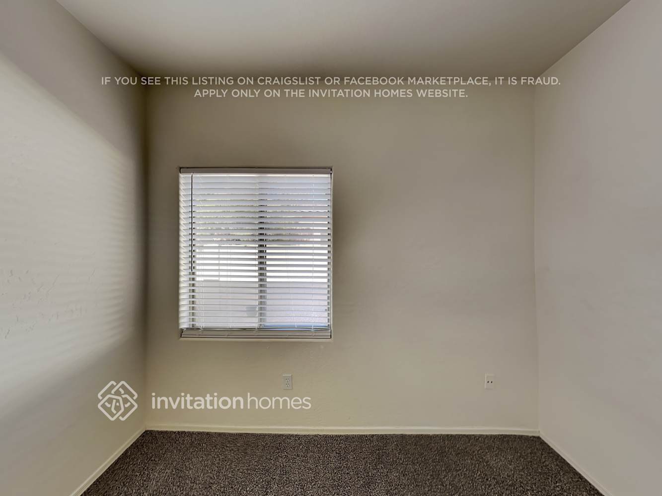 Building Photo - 2103 E La Costa Dr