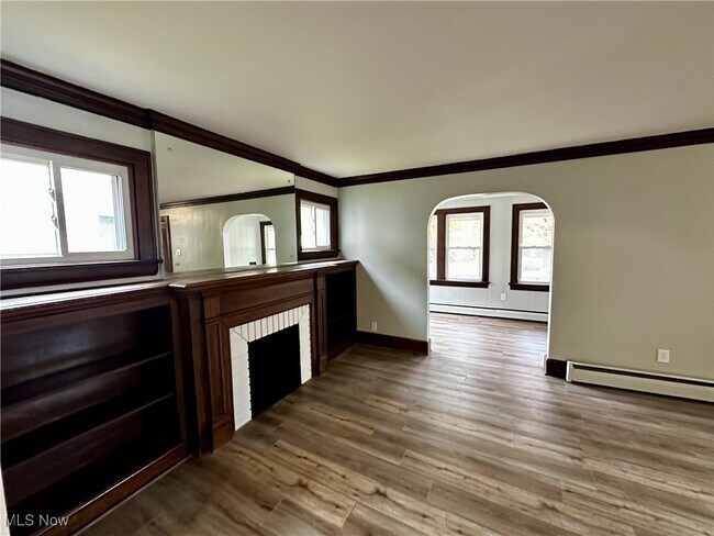 Building Photo - 2231 13th St SW