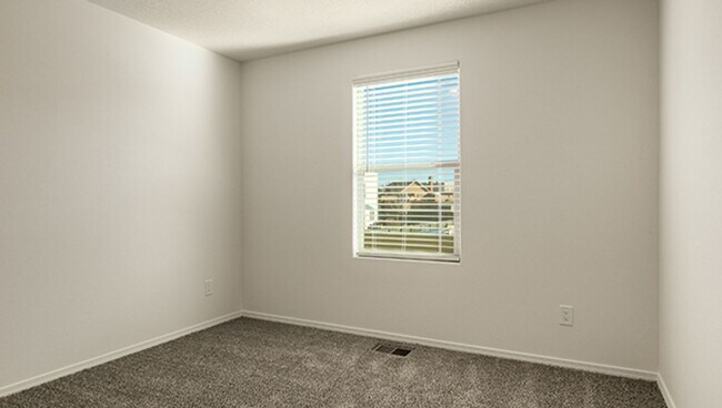 Building Photo - New Townhome in Santa Fe