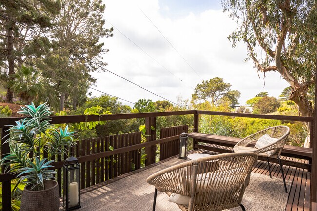 Building Photo - 459 Culebra St