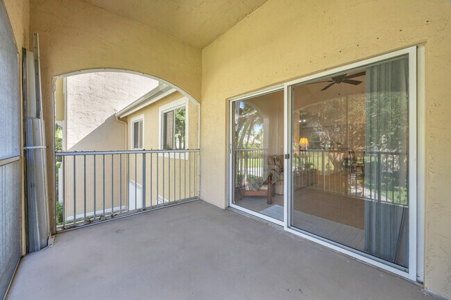 Building Photo - 248 Village Blvd