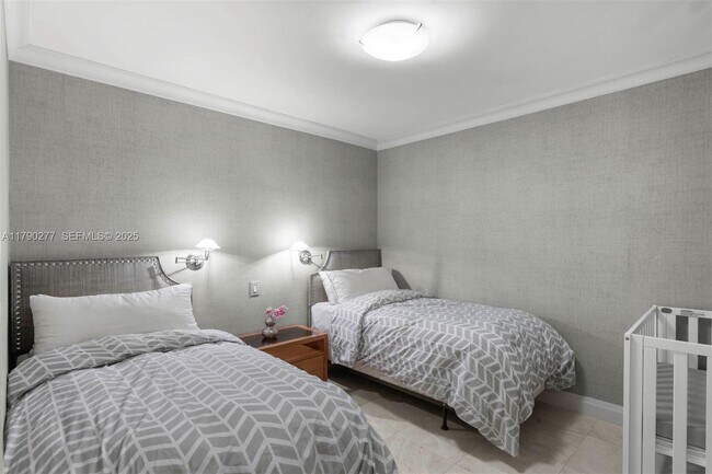 Building Photo - 19667 Turnberry Way