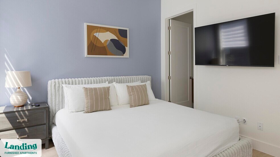 Building Photo - 2206 Arroyo Ave