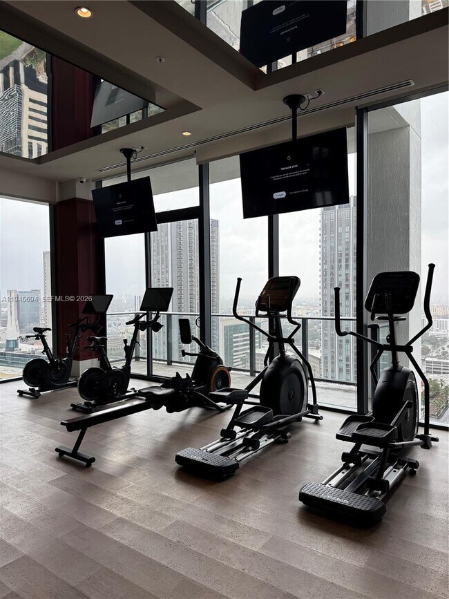 Building Photo - 11 NE 6th St