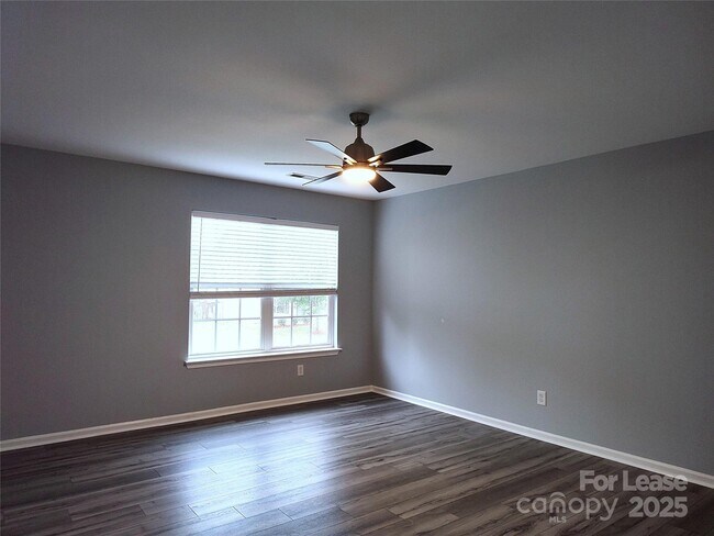 Building Photo - 469 Laurel Fork Dr