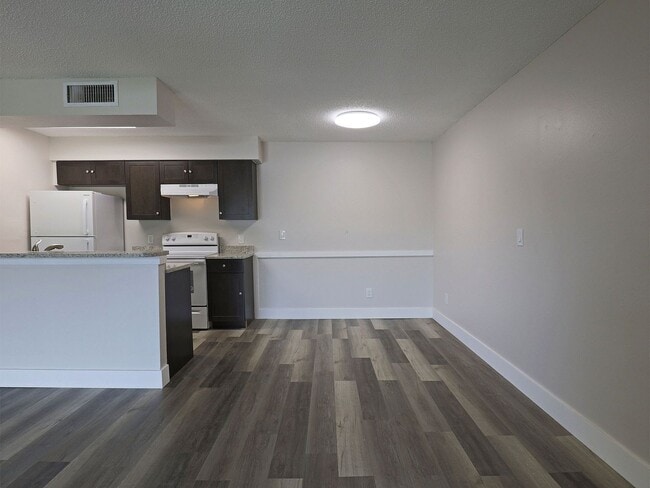 Building Photo - Mystic Gardens 5303-315 Summerlin Rd Fort ...