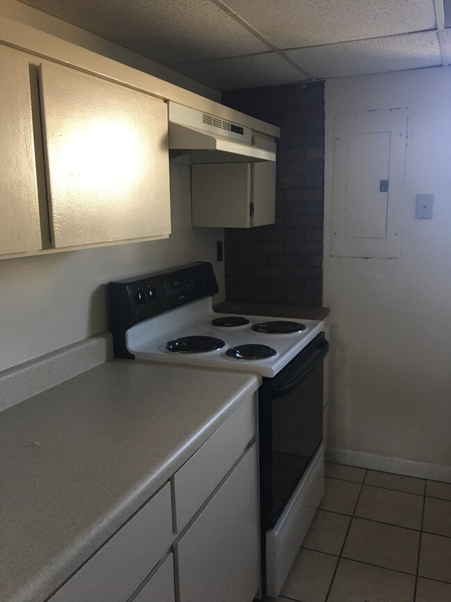 Building Photo - 3/2.5 Close to TMH and Governor Square