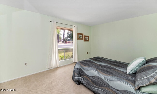 Building Photo - 10303 W Prairie Hills Cir