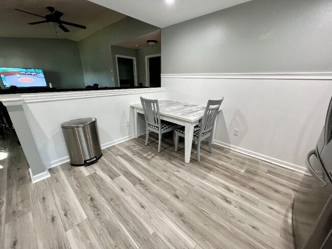 Building Photo - Single Family Home - North Location!