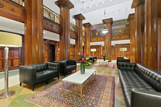 Building Photo - 1 5th Ave