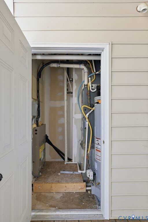 Building Photo - 1000 Westwood Village Way