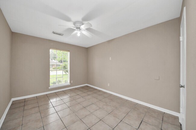 Building Photo - 11607 Neff St