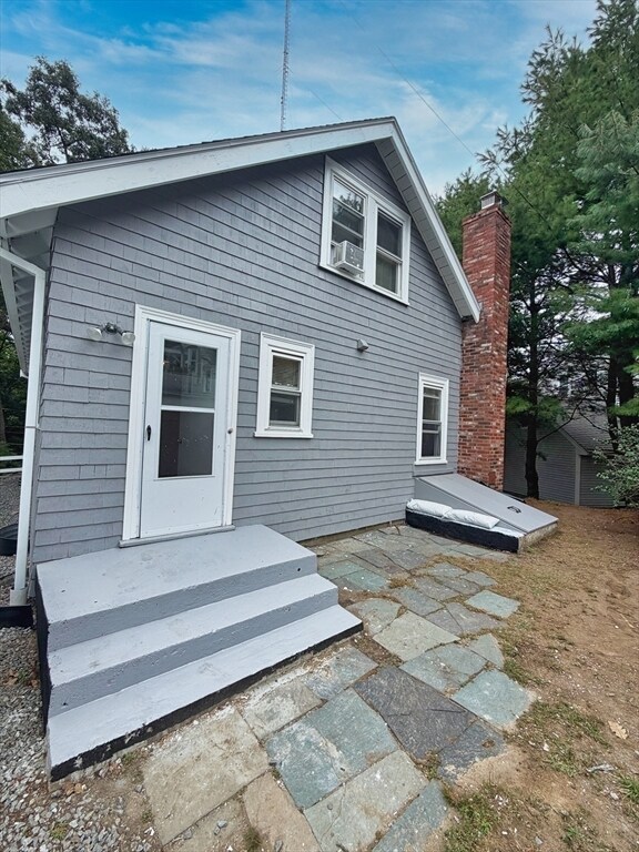 Building Photo - 1186 Chestnut St