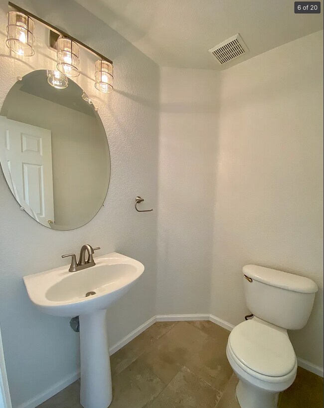 Building Photo - Spacious 4BD/2.5BA Home in Sought-After Southcreek | Cherry Creek Schools | 2-Car Garage