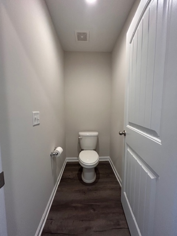 Building Photo - 747 Bustling Br Ln