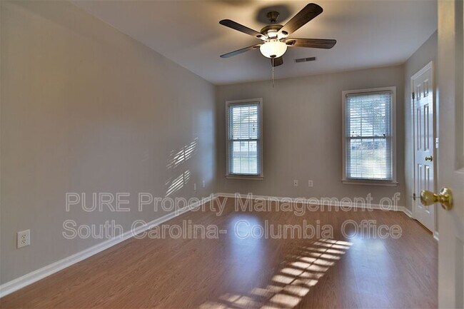 Building Photo - 213 Puller Ct