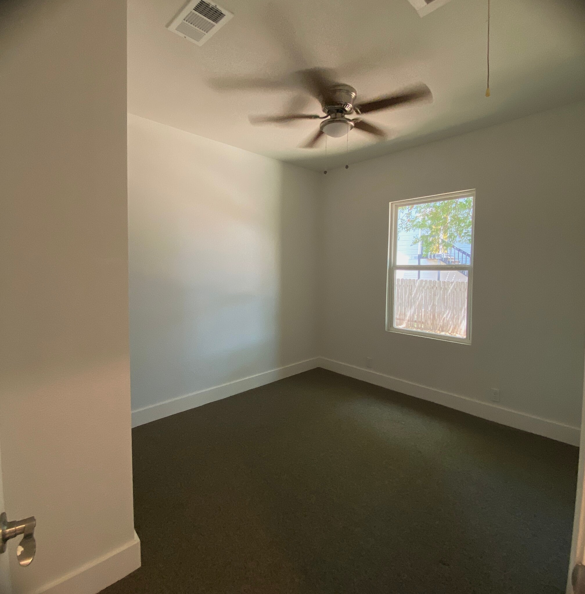 Guest Bedroom - 500 Capitol Dr