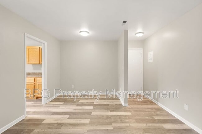 Building Photo - 139 Green St