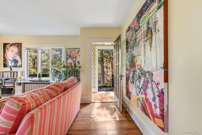 Building Photo - 4 Valley Trail