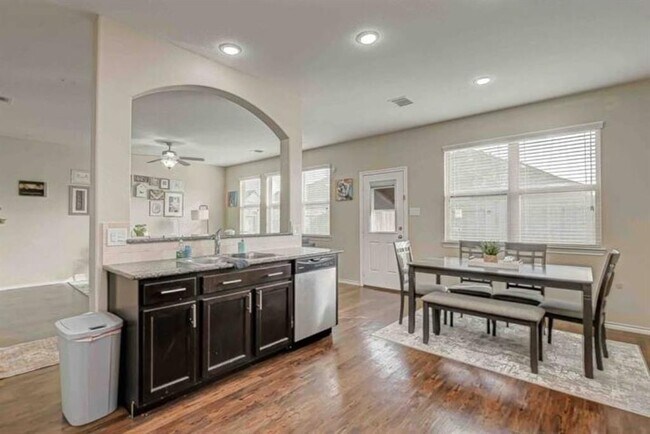 Building Photo - 3630 Goldleaf Trail Dr