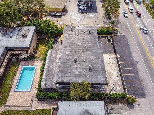 Building Photo - 5980 SW 40th Ave