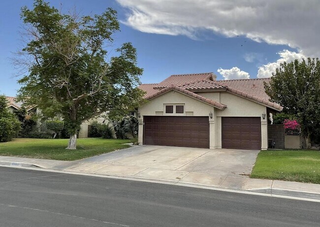 Building Photo - 69811 Willow Ln