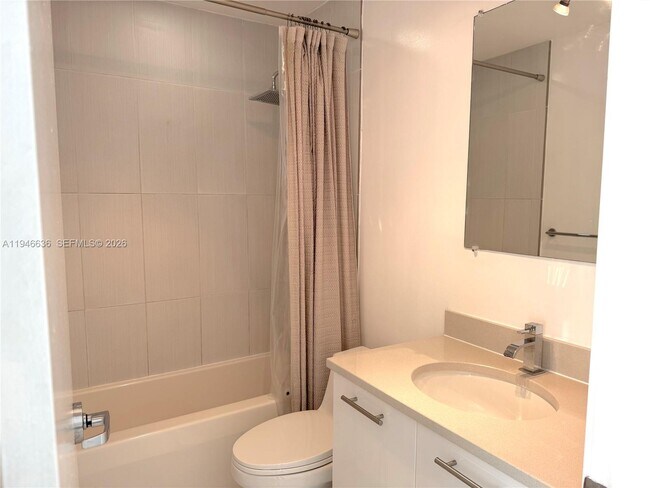 Building Photo - 3250 NE 1st Ave