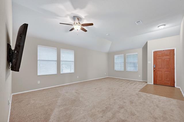 Building Photo - 5640 Lincolnwood Dr
