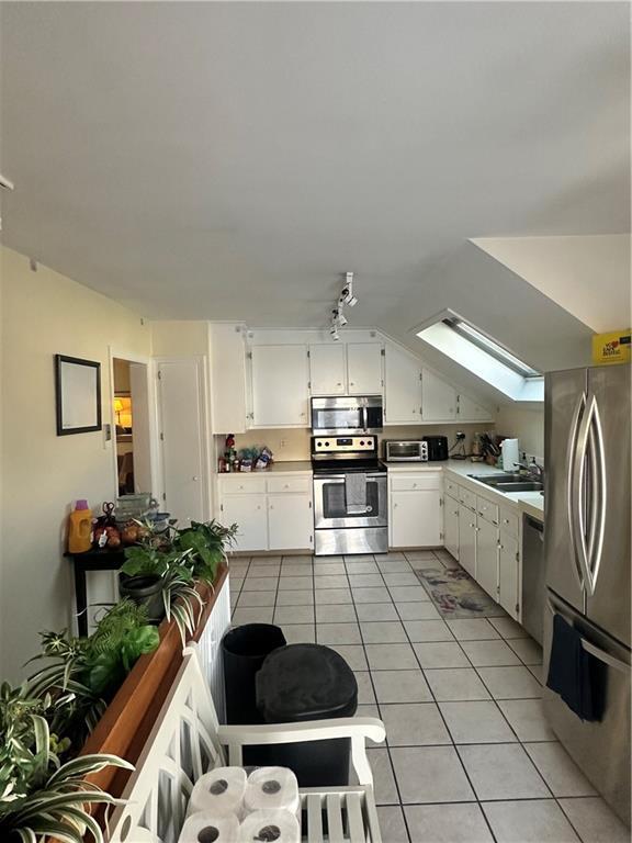 Building Photo - 20 Annandale Rd