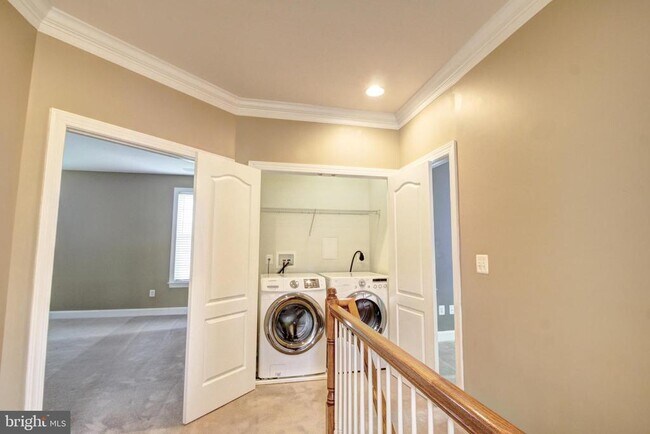 Building Photo - 4105 Brushfield Dr
