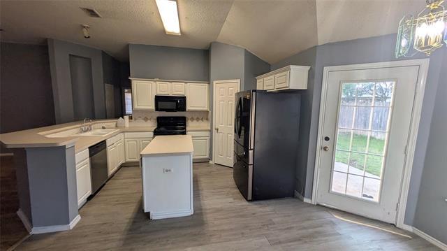 Building Photo - 3713 Broken Pine Trail