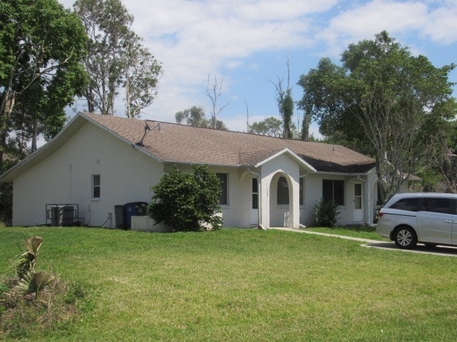 Building Photo - Lovely 2 Bedroom 1 Bathroom Duplex in San ...