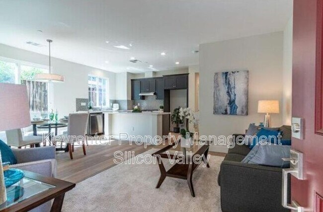 Building Photo - 1020 Skybo Ct