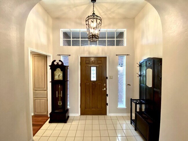 Building Photo - 13706 Morningbluff Dr