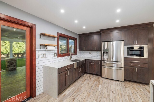 Building Photo - 5672 Rich Hill Way