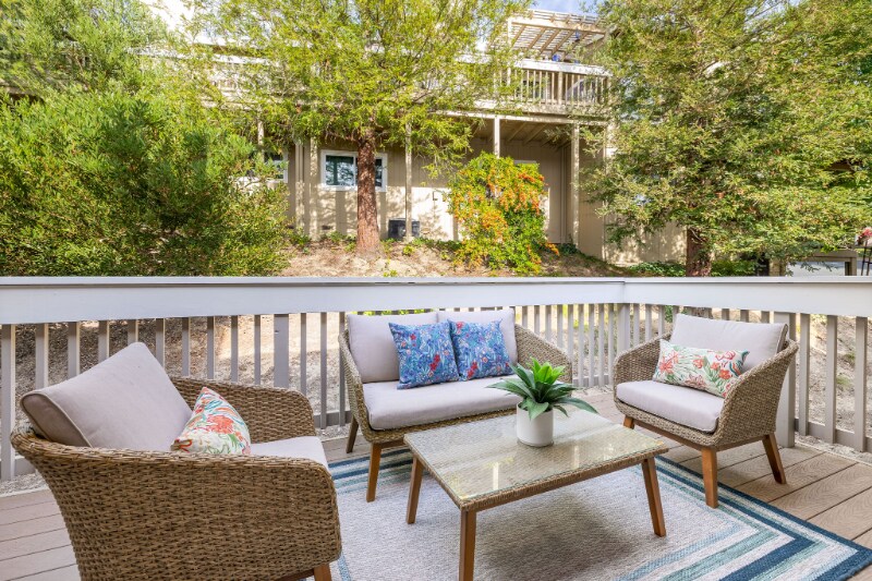 Building Photo - 135 Southwind Dr