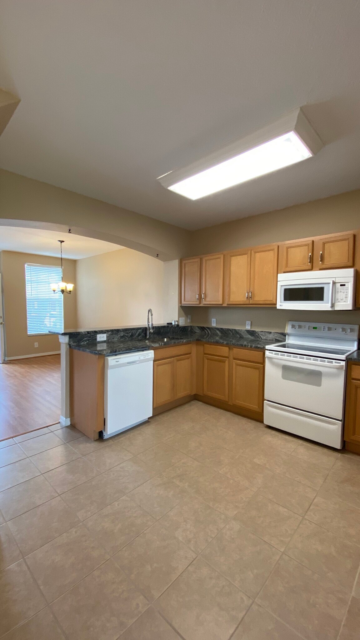 Building Photo - 3412 Broken Bow Dr